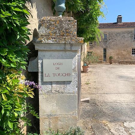 Logis De La Touche Bed & Breakfast Saint-Hilaire-des-Loges ภายนอก รูปภาพ