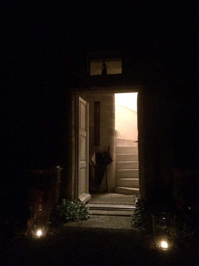 Logis De La Touche Bed & Breakfast Saint-Hilaire-des-Loges ภายนอก รูปภาพ