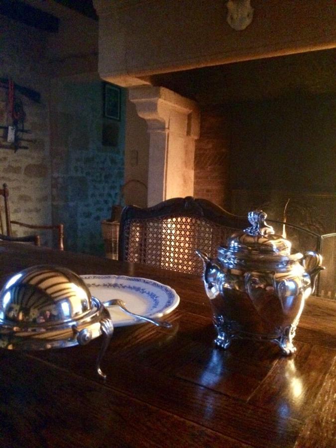Logis De La Touche Bed & Breakfast Saint-Hilaire-des-Loges ภายนอก รูปภาพ